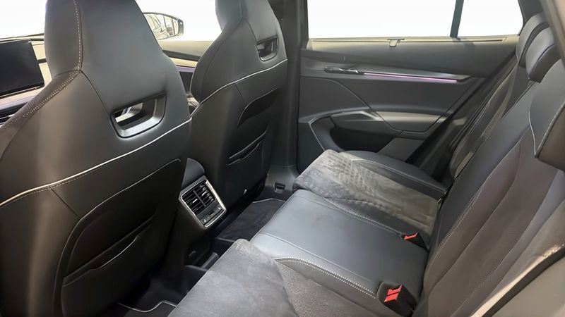 Skoda Enyaq bild 14