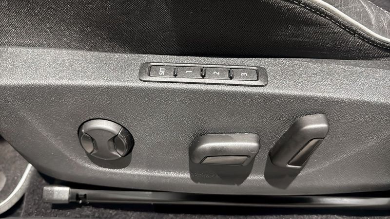 Skoda Enyaq bild 17