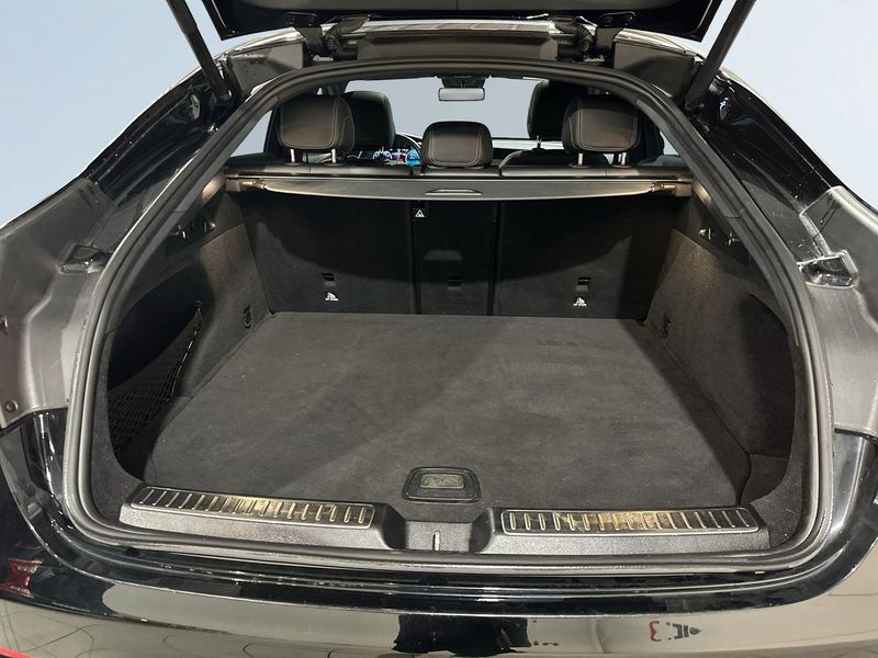 Mercedes GLC300 bild 12