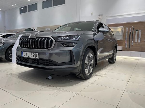 Skoda Kodiaq iV Selection Explore Edition Laddhybrid LAGERBIL - 2026
