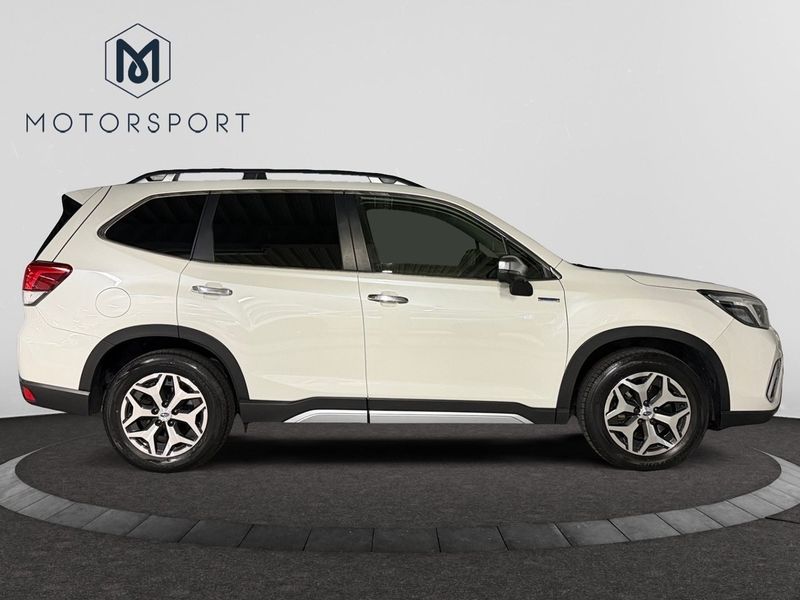 Subaru Forester bild 8