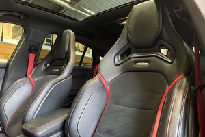Mercedes CLA45 AMG bild 7