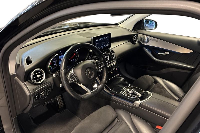 Mercedes GLC220 bild 9