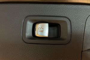 Mercedes GLC220 bild 22