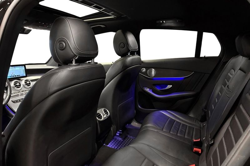 Mercedes GLC300 bild 15