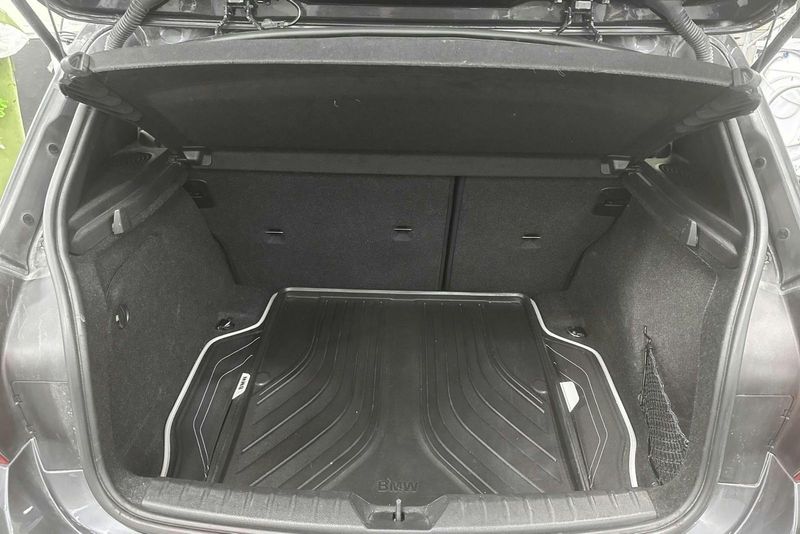 BMW 118 bild 9
