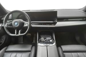 BMW 530 bild 6