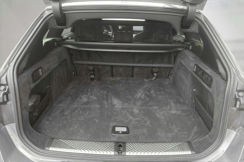BMW 530 bild 9