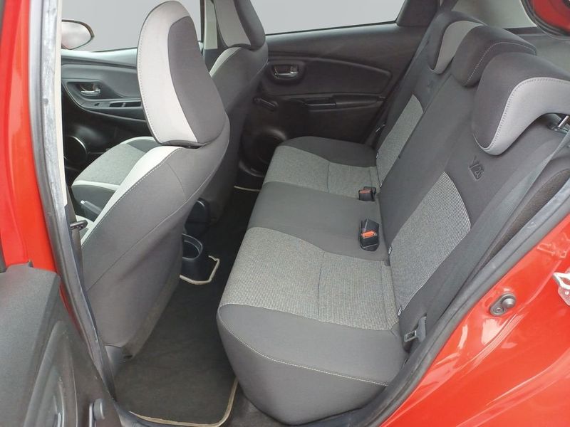 Toyota Yaris bild 7