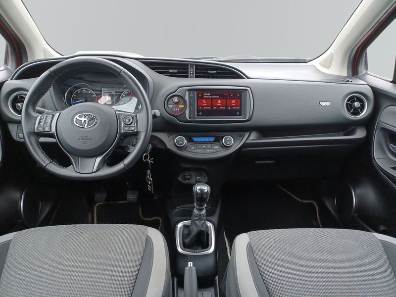 Toyota Yaris bild 8