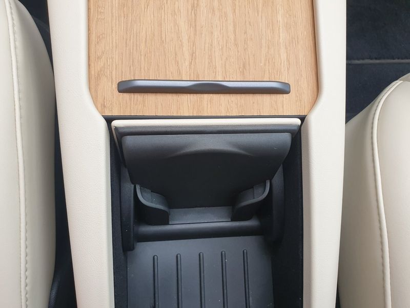 Tesla Model S bild 8