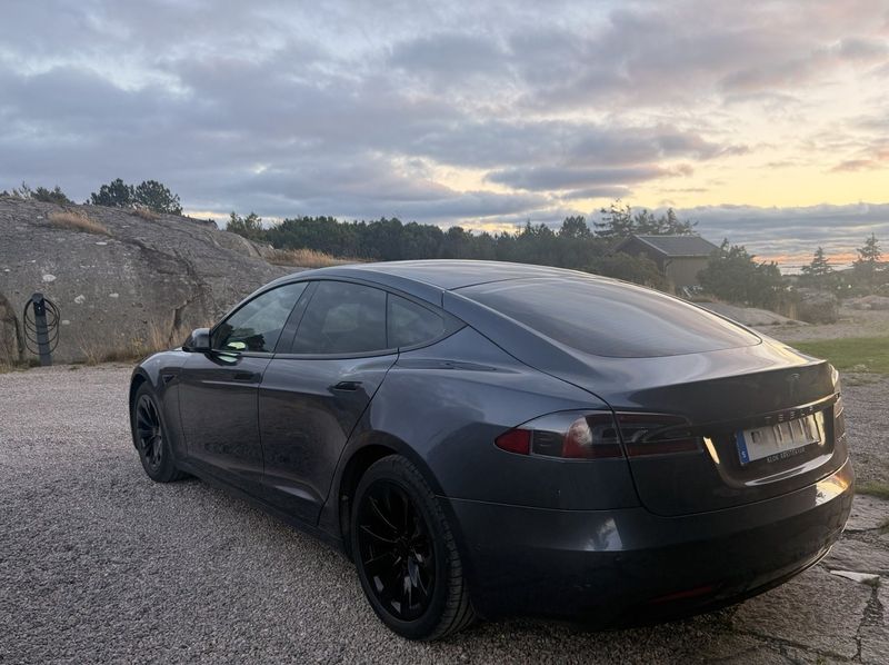 Tesla Model S bild 3