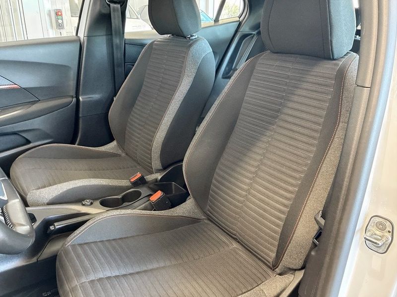 Peugeot 2008 bild 5
