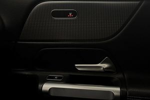 Mercedes GLB200 bild 32