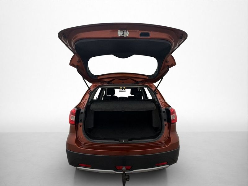 Suzuki S-CROSS bild 30