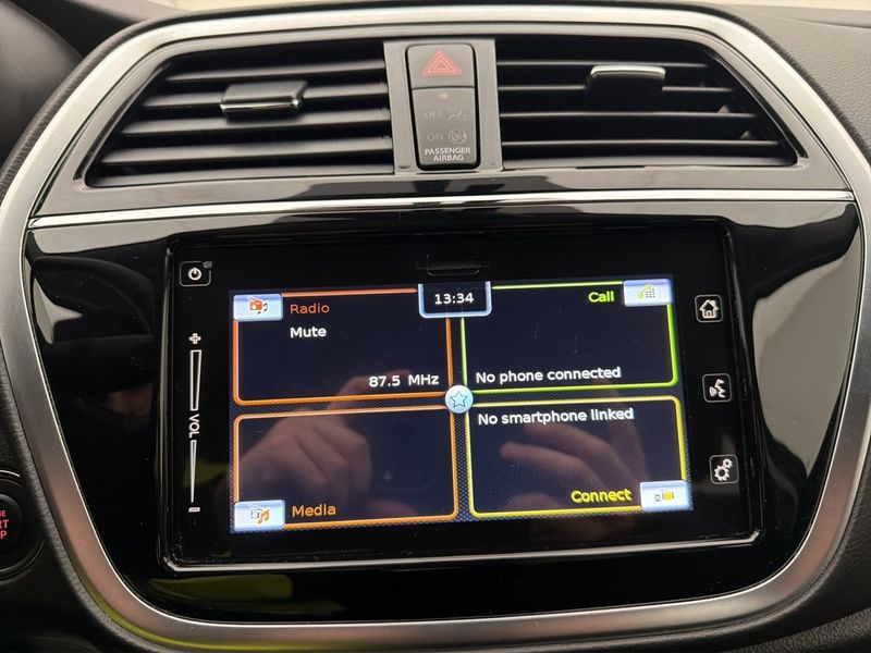 Suzuki S-CROSS bild 27