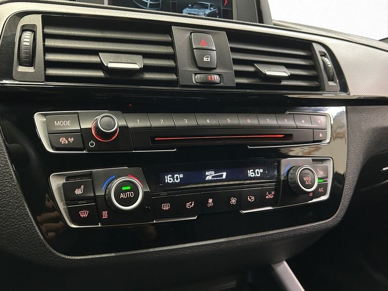 BMW 118 bild 22