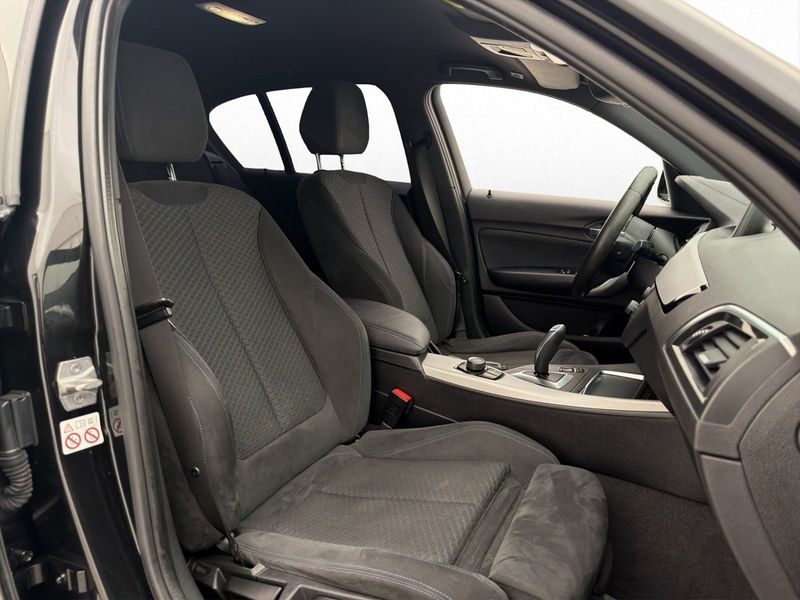 BMW 118 bild 15