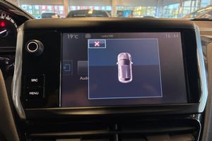 Peugeot 208 bild 18