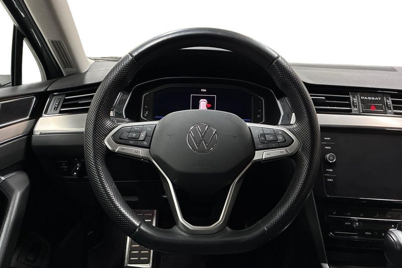 Volkswagen Passat bild 16