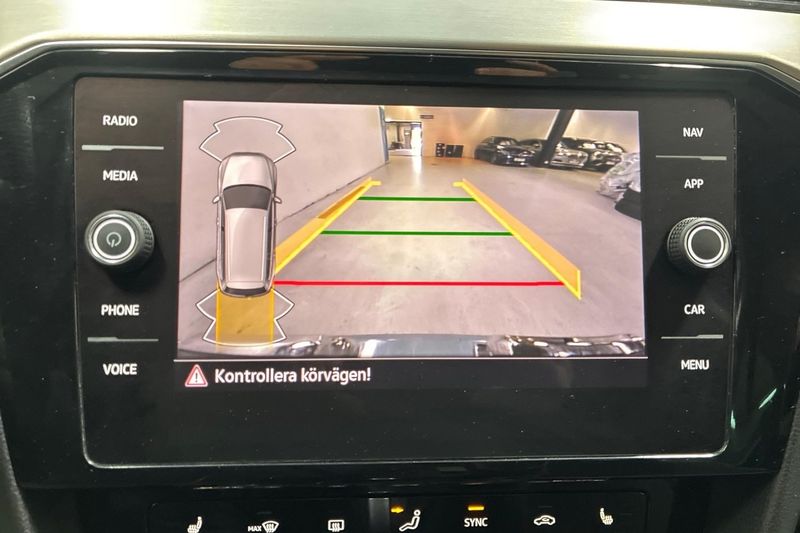 Volkswagen Passat bild 18