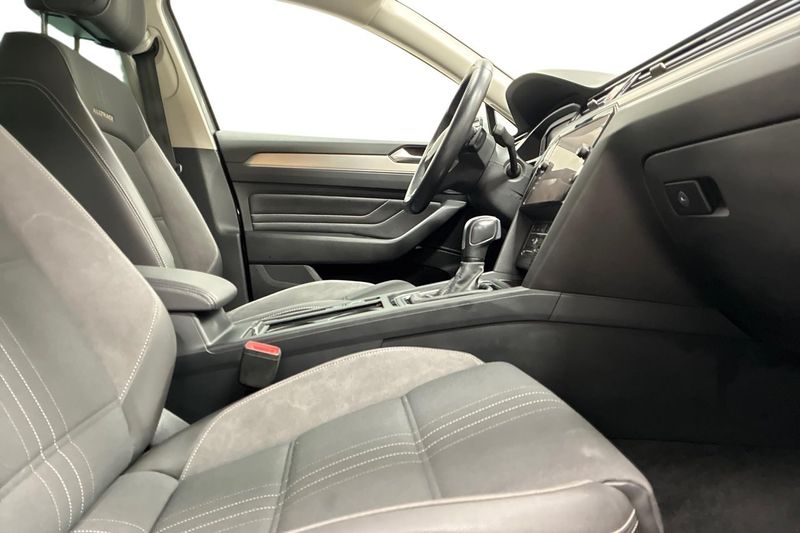Volkswagen Passat bild 15