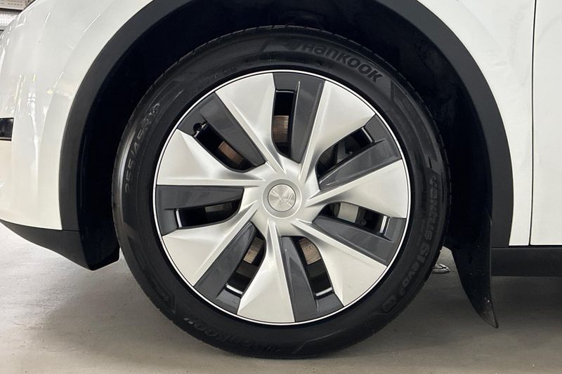 Tesla Model Y bild 11