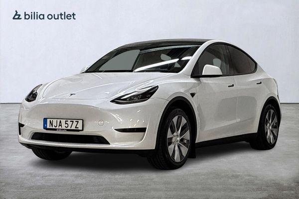 Tesla Model Y Standard Range RWD 299hk Panorama Navi Drag B-kam MOMS - 2024