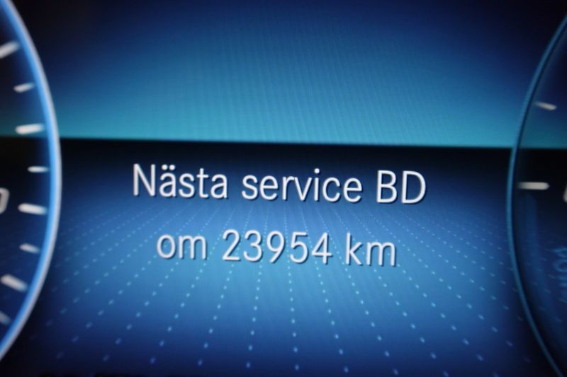 Mercedes E300 bild 12
