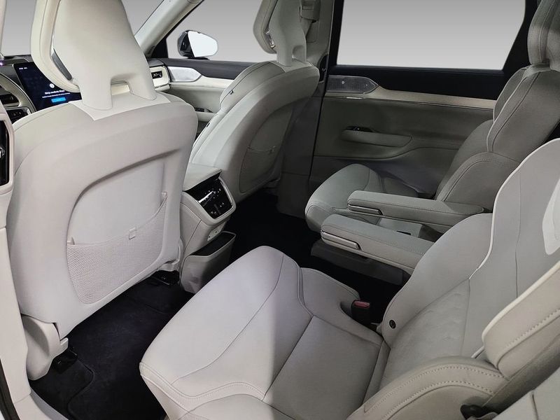 Volvo EX90 bild 9