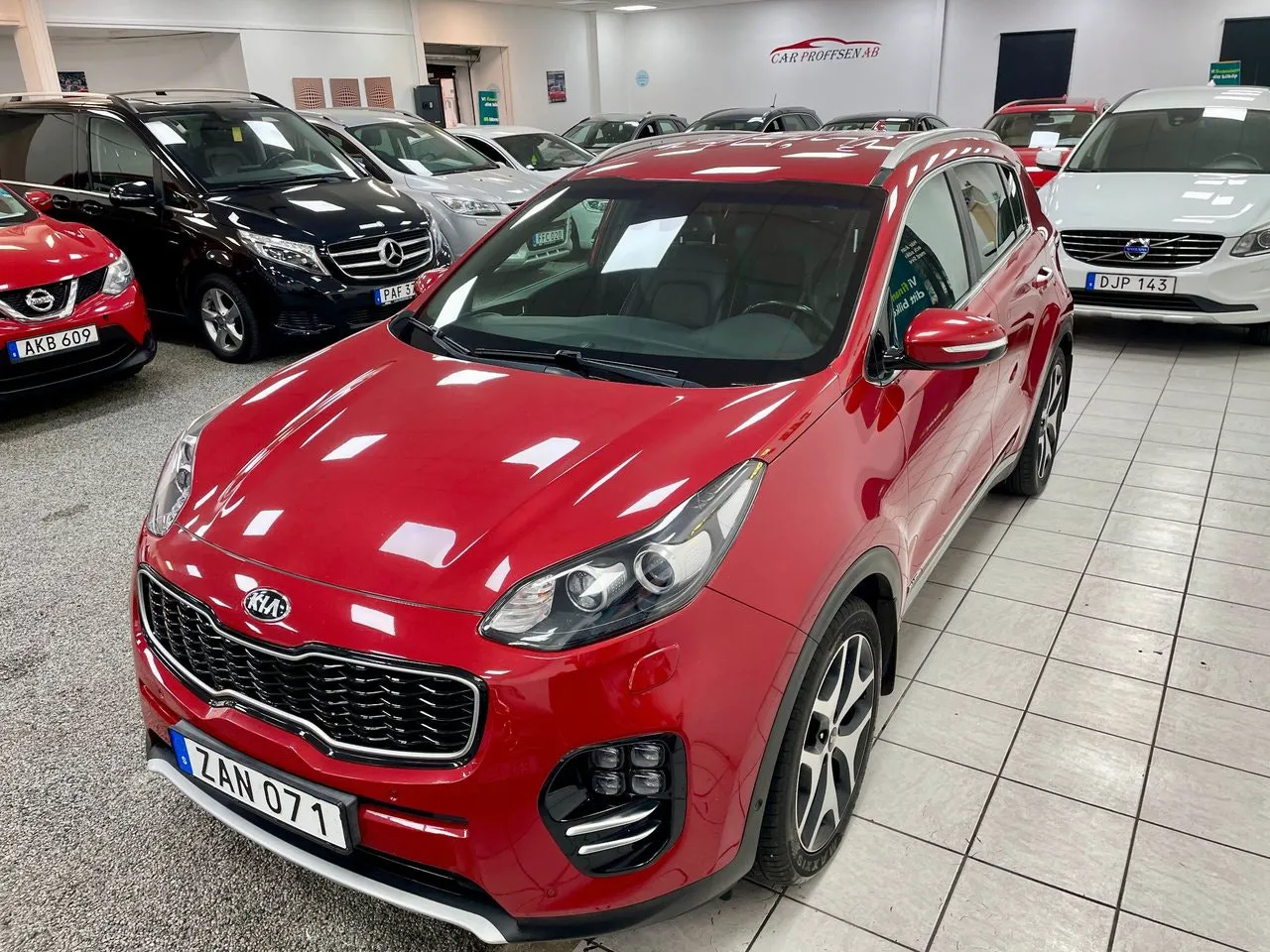 Vehicle image 20