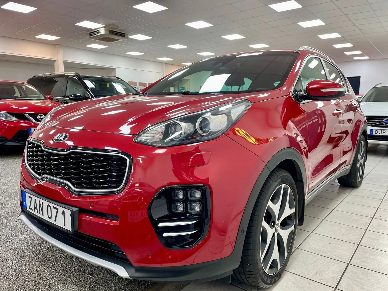 Vehicle image 2