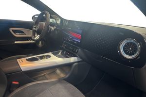 Mercedes CLA250 bild 8