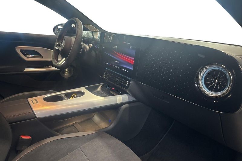 Mercedes CLA250 bild 8