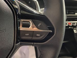 Peugeot 208 bild 18