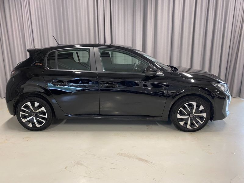 Peugeot 208 bild 3