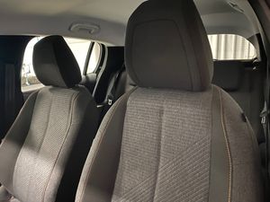 Peugeot 208 bild 9