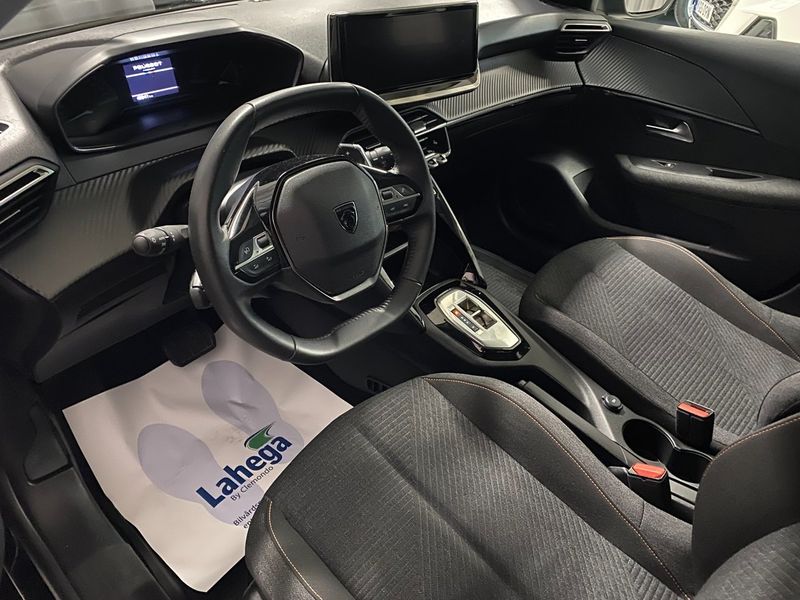 Peugeot 208 bild 10