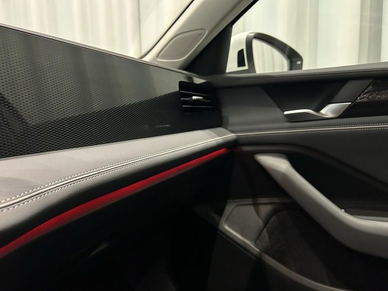 Volkswagen Passat bild 16
