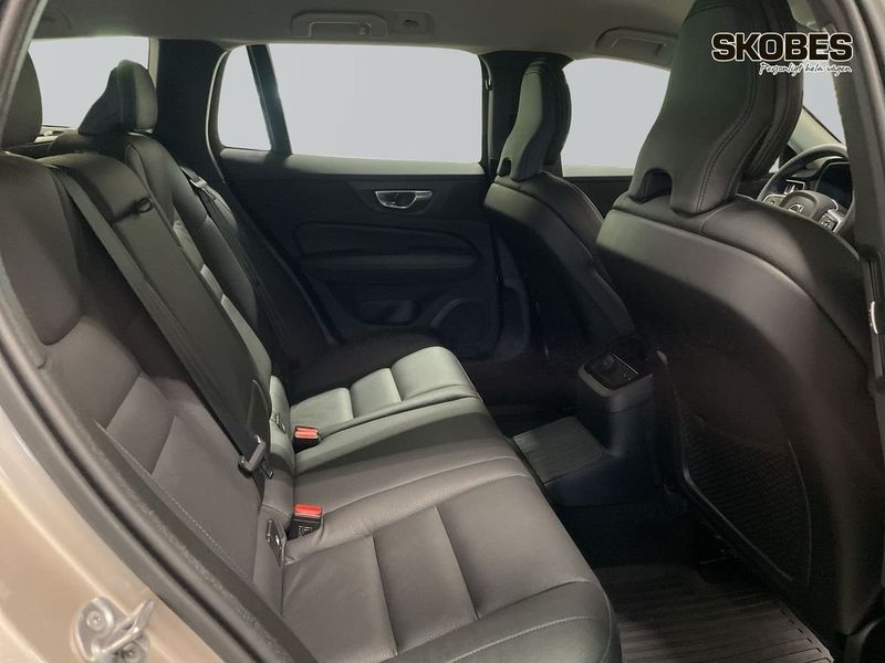 Volvo V60 bild 11