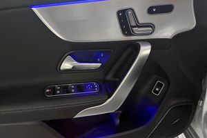 Mercedes CLA45 AMG bild 14