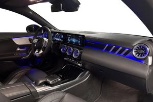Mercedes CLA45 AMG bild 10