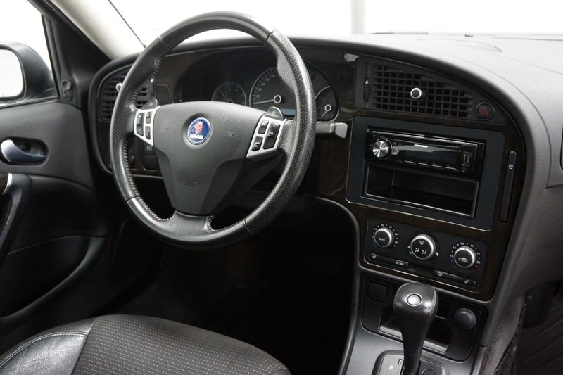 Saab 9-5 bild 17