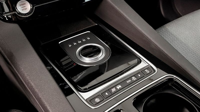 Jaguar F-Pace bild 14