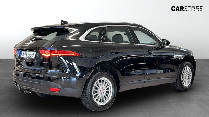 Jaguar F-Pace bild 2