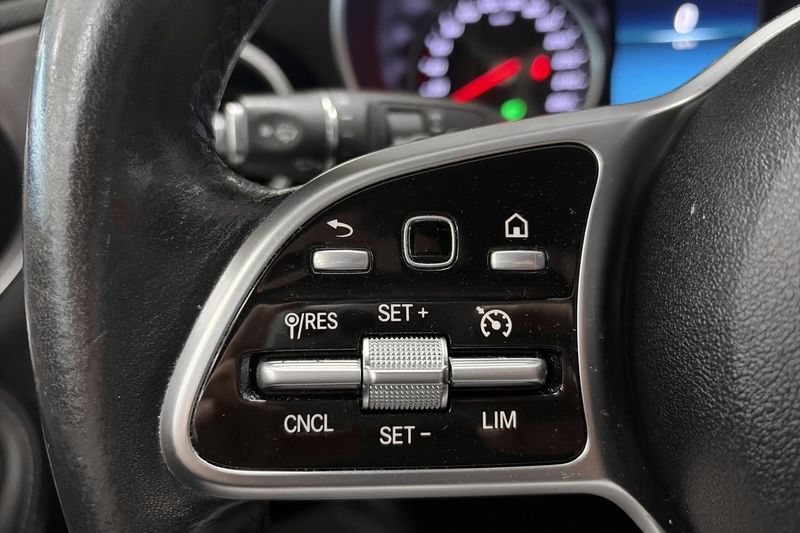 Mercedes C200 bild 8