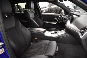 BMW 330 bild 13
