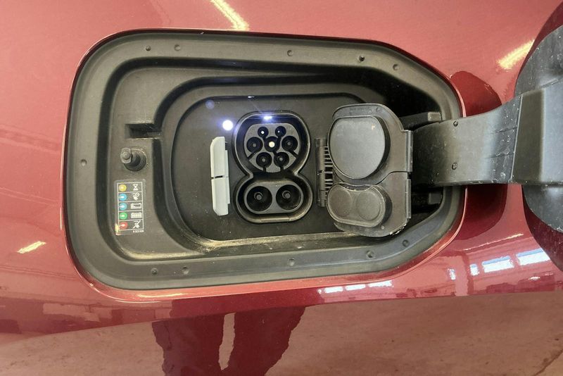 BMW iX bild 18