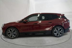 BMW iX bild 2