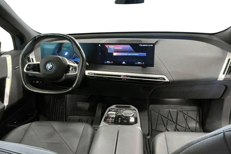 BMW iX bild 6